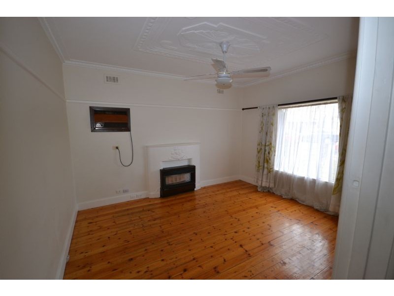 67 Station Road, Deer Park VIC 3023