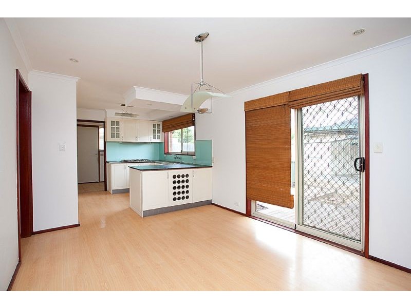 11 Mica Court, Kings Park VIC 3021