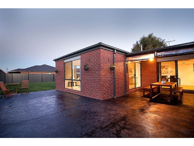 18 Scotney Crescent, Derrimut VIC 3030