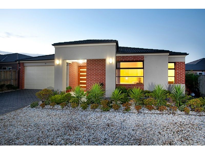 31 Bunker Circuit, Deer Park VIC 3023