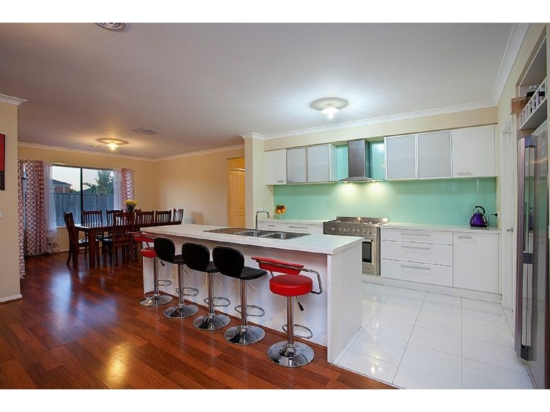 31 Bunker Circuit, Deer Park VIC 3023