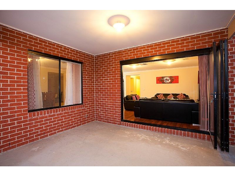 31 Bunker Circuit, Deer Park VIC 3023