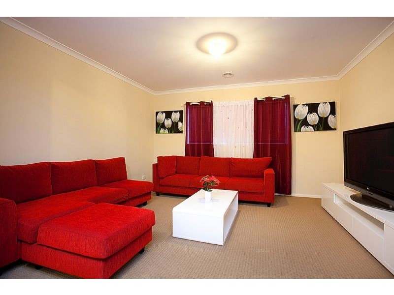 31 Bunker Circuit, Deer Park VIC 3023