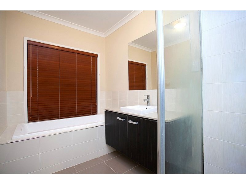 31 Bunker Circuit, Deer Park VIC 3023