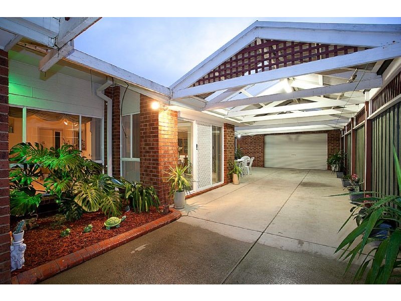 1 Lake Boga Avenue., Deer Park VIC 3023