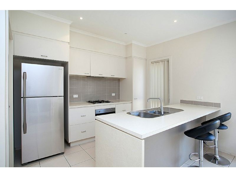 2 Buckhaven Street, Deer Park VIC 3023