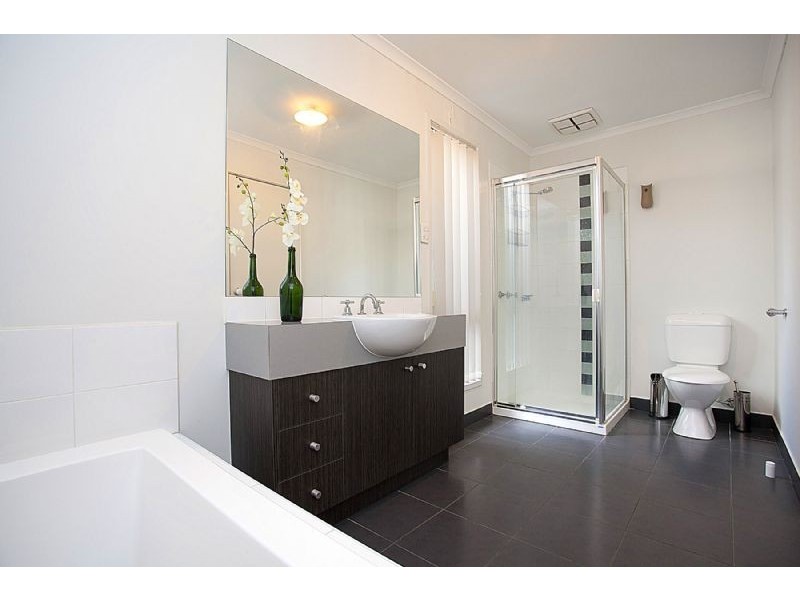 23 Jonah Parade, Deer Park VIC 3023