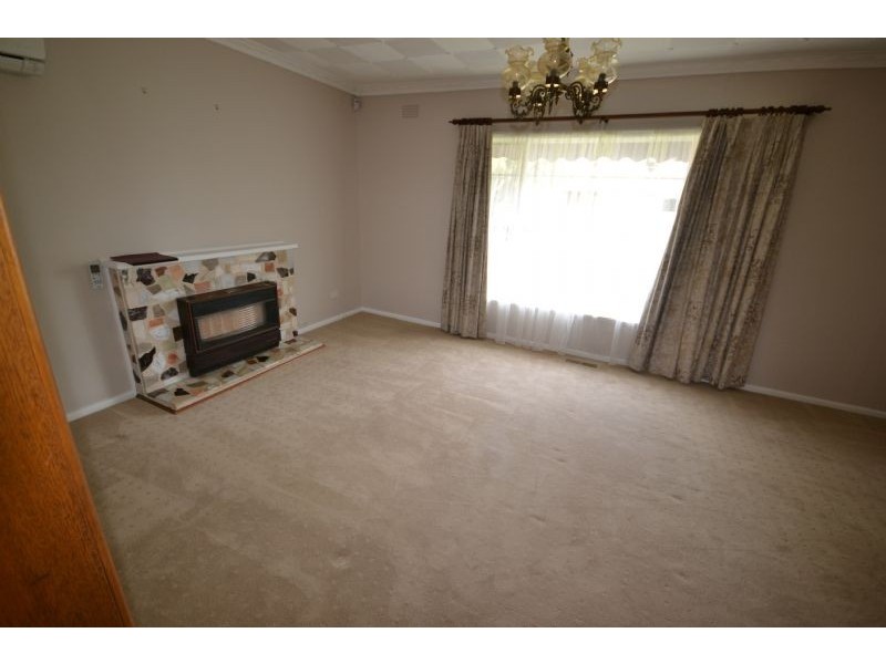 4 Mills Street, Sunshine North VIC 3020