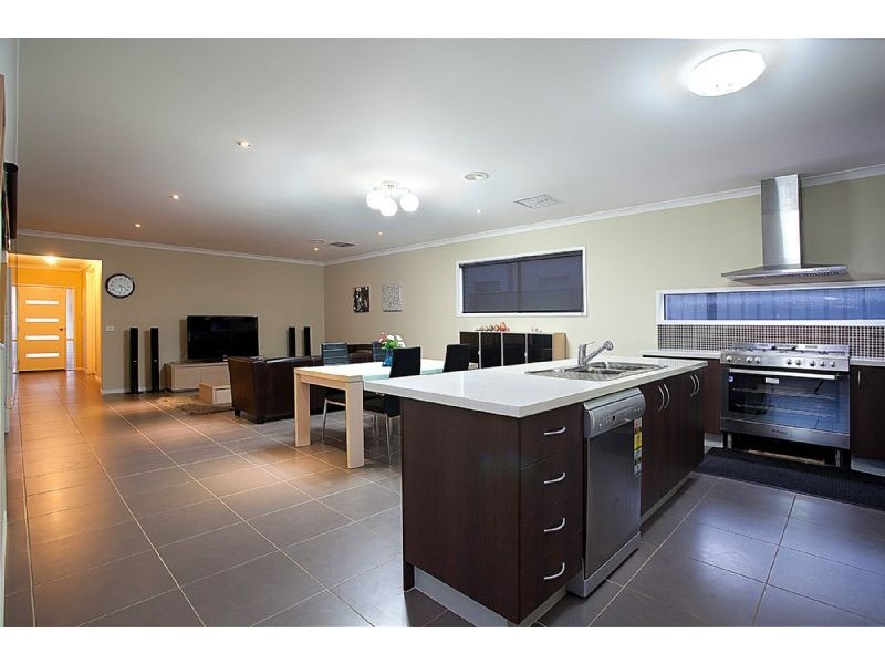20 Grosvenor Crescent, Derrimut VIC 3030