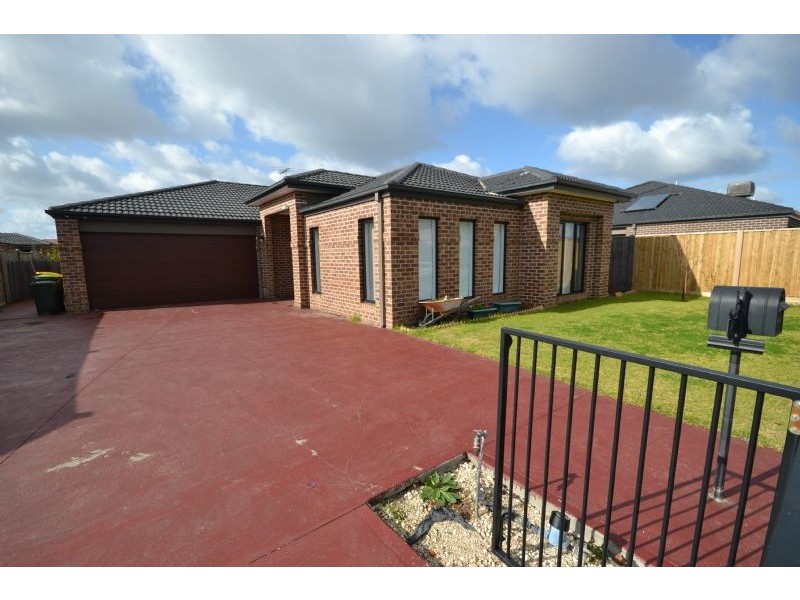 4  Hemsley Drive, Deer Park VIC 3023