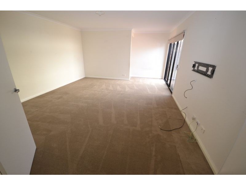 4  Hemsley Drive, Deer Park VIC 3023