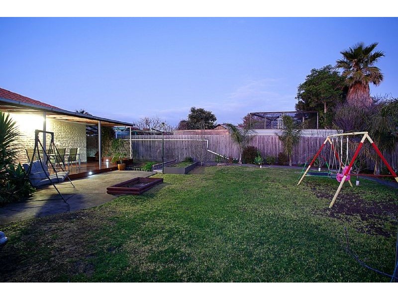 19 Tasman Avenue, Deer Park VIC 3023