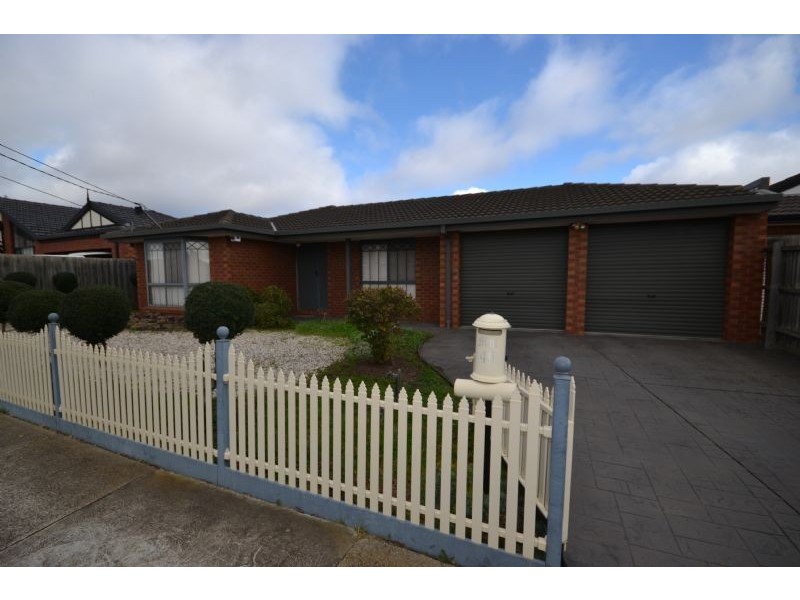 49 Lake Boga Ave, Deer Park VIC 3023
