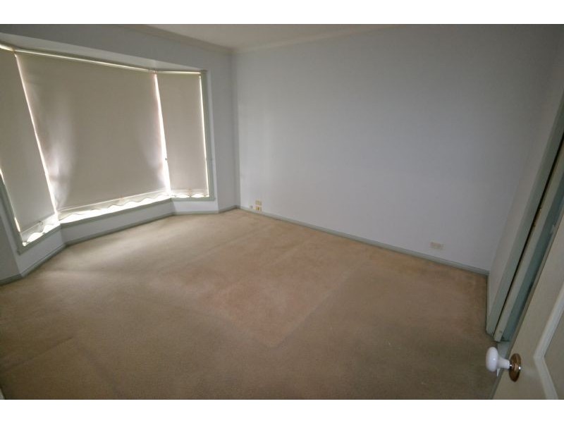 49 Lake Boga Ave, Deer Park VIC 3023