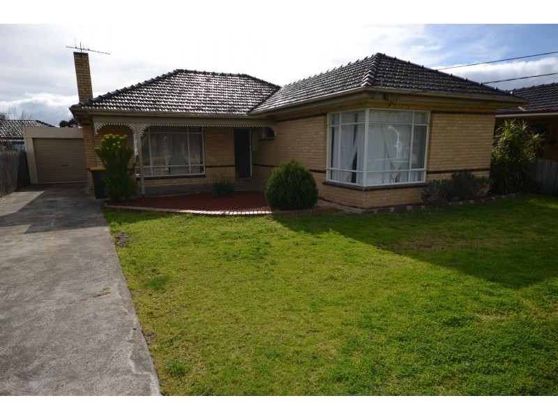 6 Monatsell Ave, Deer Park VIC 3023
