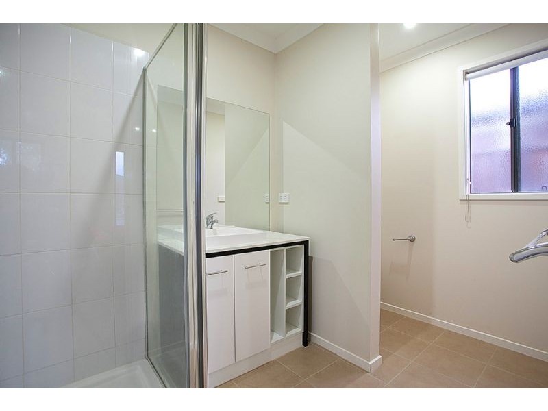 30 Hatchlands Drive, Deer Park VIC 3023