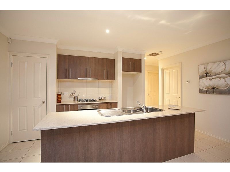 9 Fernhurst Avenue, Derrimut VIC 3030