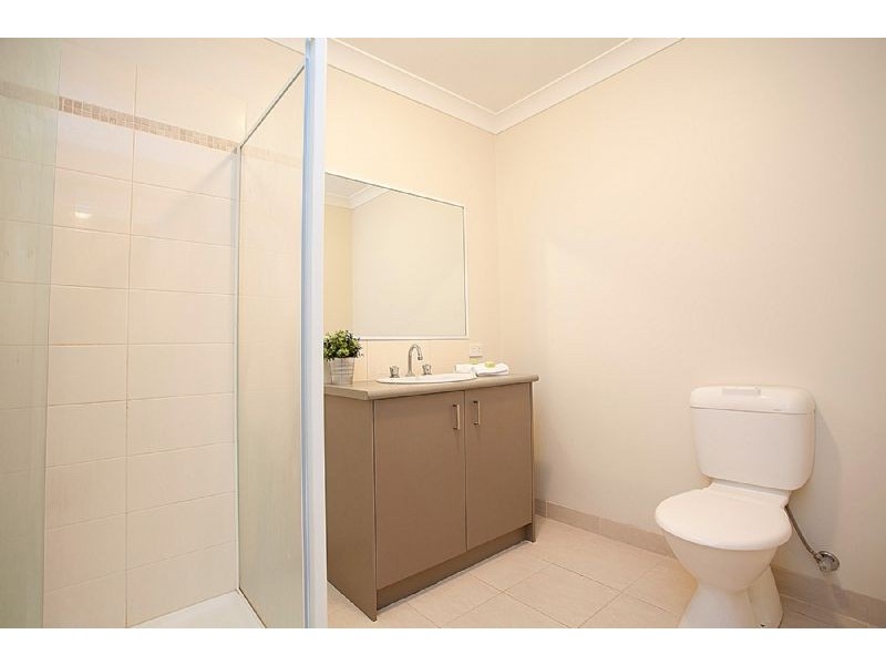 9 Fernhurst Avenue, Derrimut VIC 3030