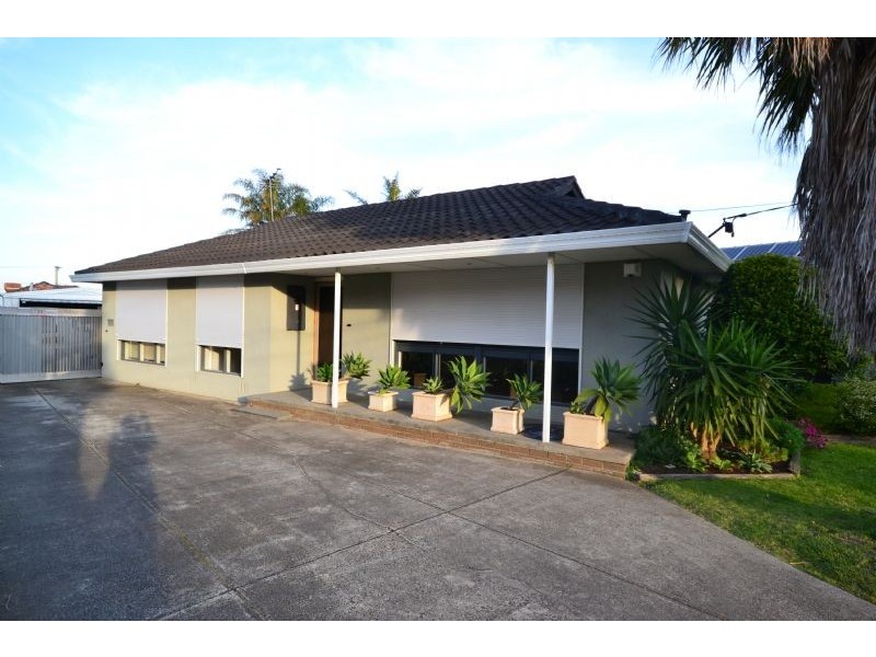 20 Bird Street, Deer Park VIC 3023