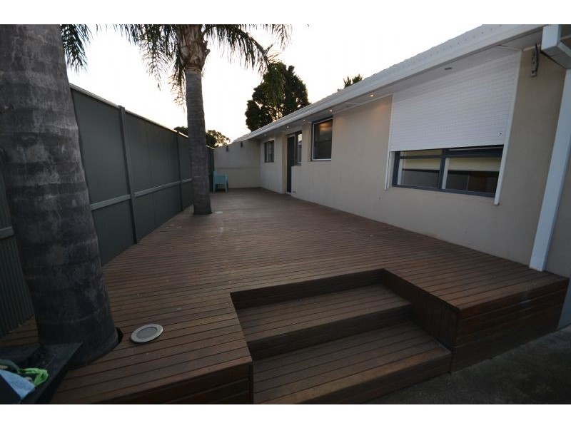 20 Bird Street, Deer Park VIC 3023