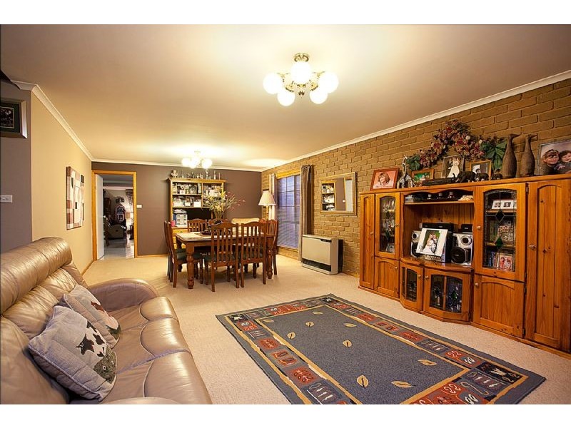 25 Doherty Street, Deer Park VIC 3023