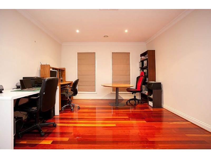 32 St Leonards Avenue, Derrimut VIC 3030