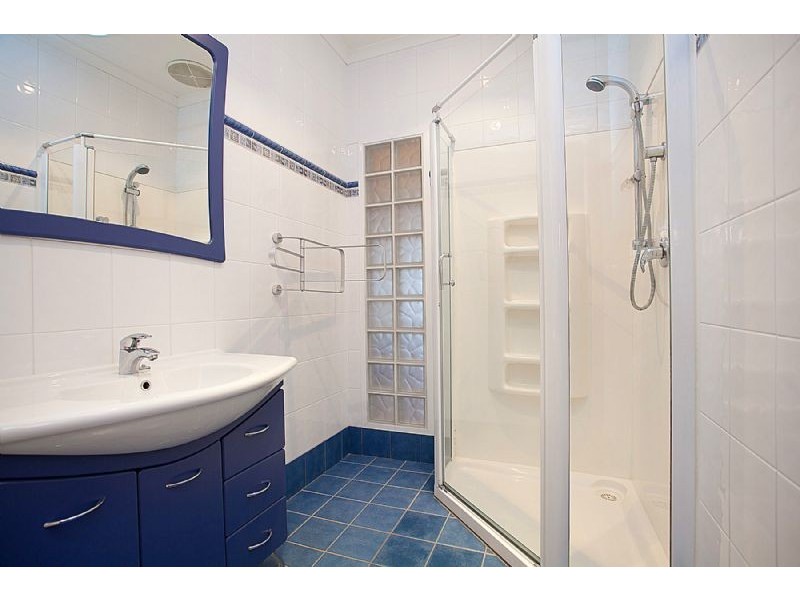 18 Dumfries Street, Deer Park VIC 3023