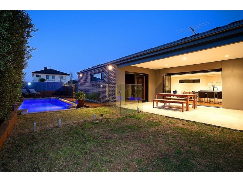 6 Lincoln Drive, Derrimut VIC 3030