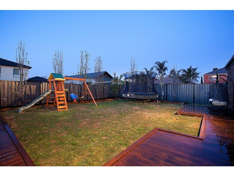6 Lincoln Drive, Derrimut VIC 3030