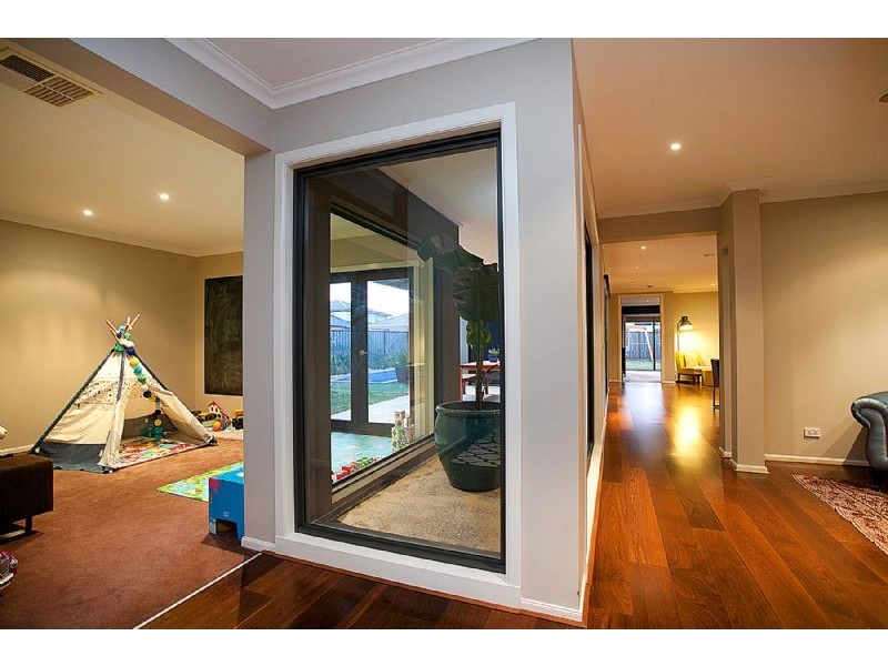 6 Lincoln Drive, Derrimut VIC 3030