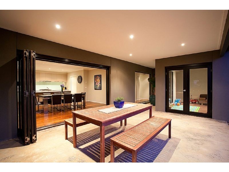 6 Lincoln Drive, Derrimut VIC 3030