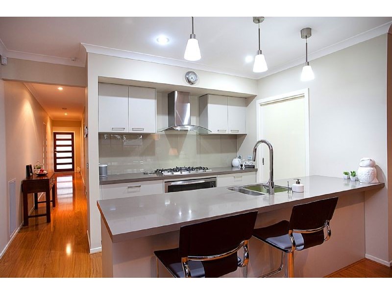 7 Longfield Way, Deer Park VIC 3023