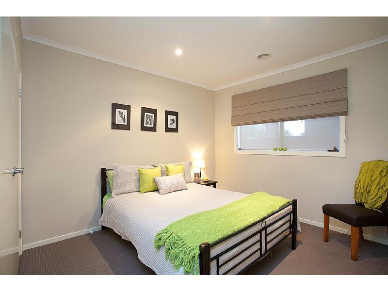 7 Longfield Way, Deer Park VIC 3023