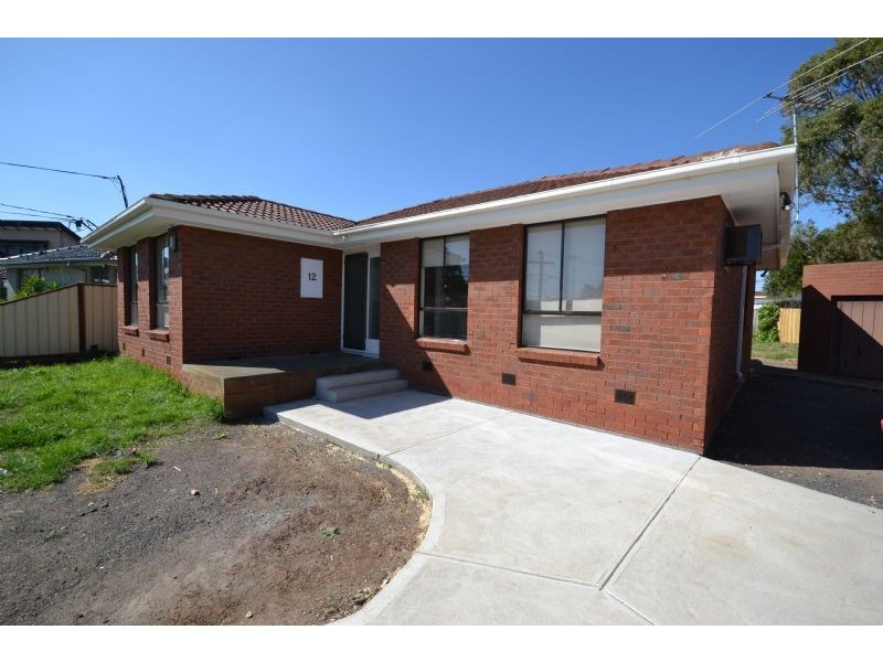 12 Mavis Walk, Kings Park VIC 3021