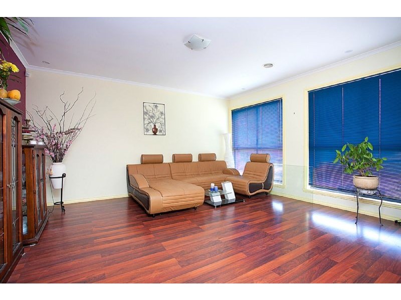 8 Westbrook Place, Cairnlea VIC 3023