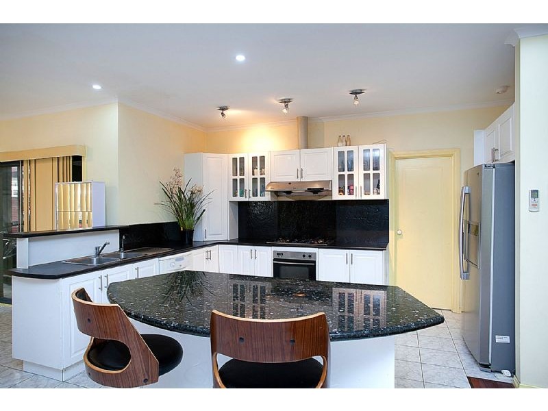 8 Westbrook Place, Cairnlea VIC 3023