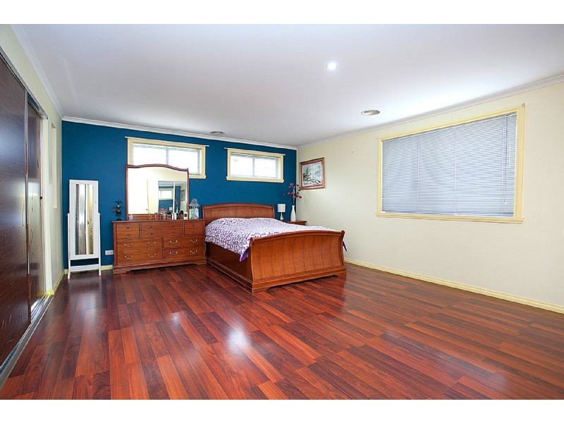 8 Westbrook Place, Cairnlea VIC 3023