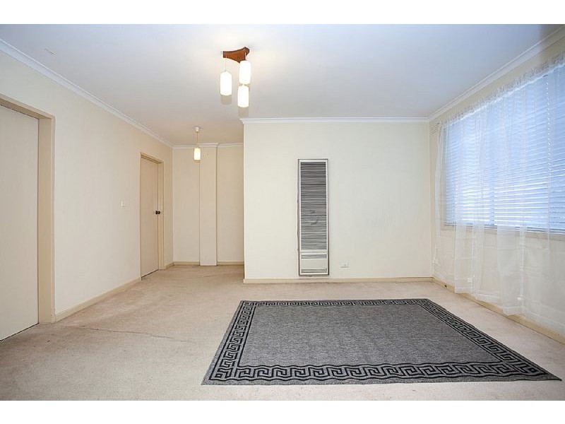 Unit 2/16 Tulloch Street, Deer Park VIC 3023