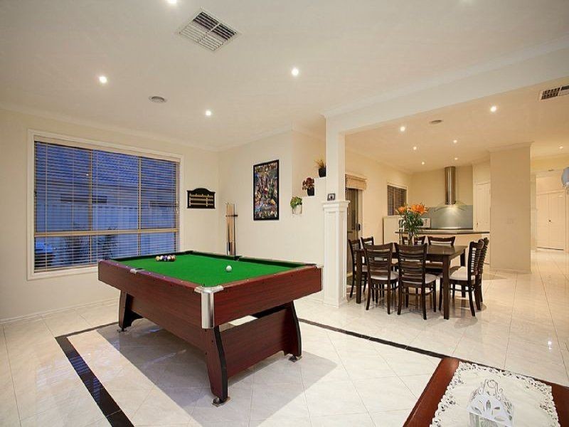 3 Dighton Terrace, Cairnlea VIC 3023