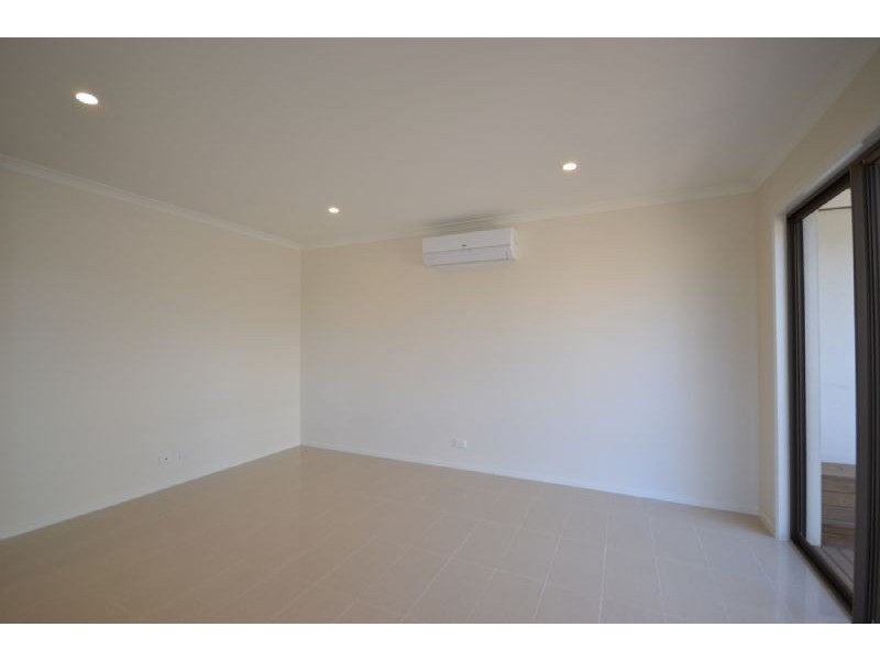 1/100 Capesthorne Drive, Derrimut VIC 3030