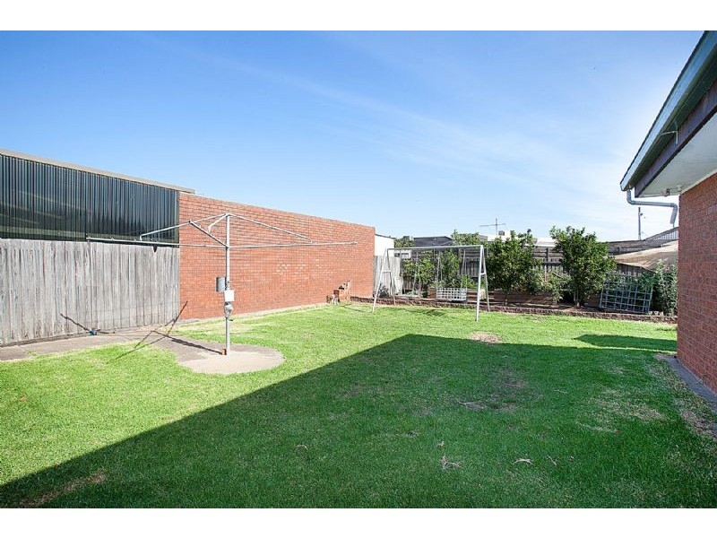 71 Quinn Street, Deer Park VIC 3023