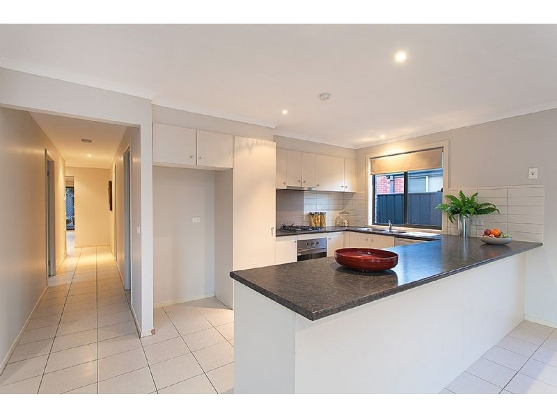 22 Howard Place, Deer Park VIC 3023