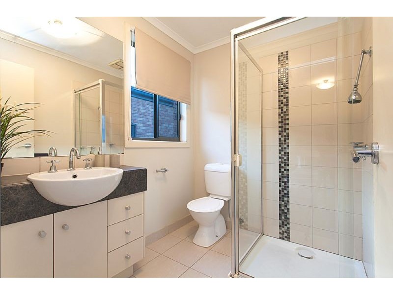 22 Howard Place, Deer Park VIC 3023