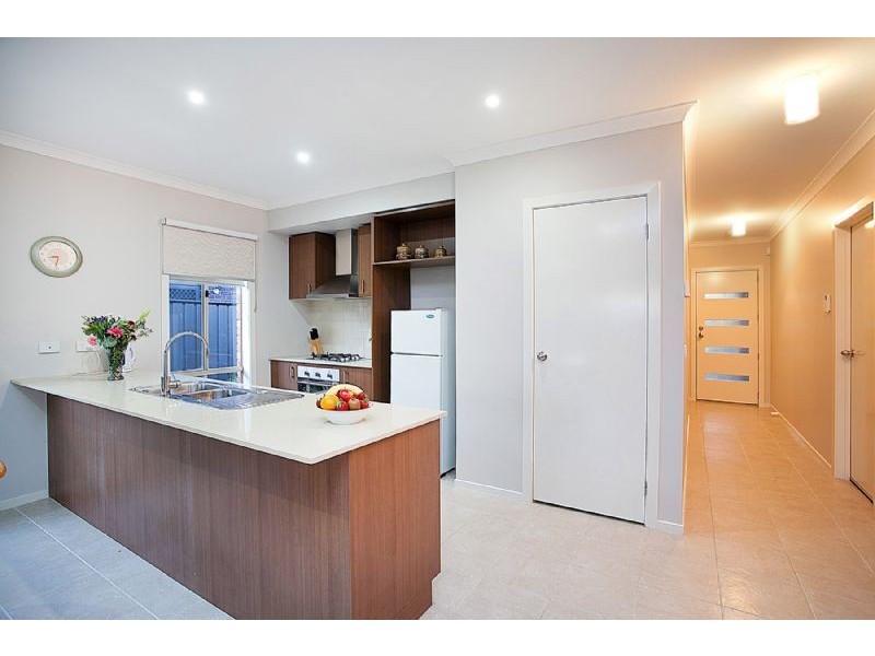 27 Upton Circle, Derrimut VIC 3030