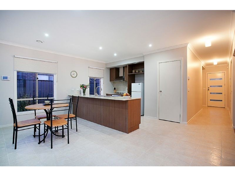 27 Upton Circle, Derrimut VIC 3030