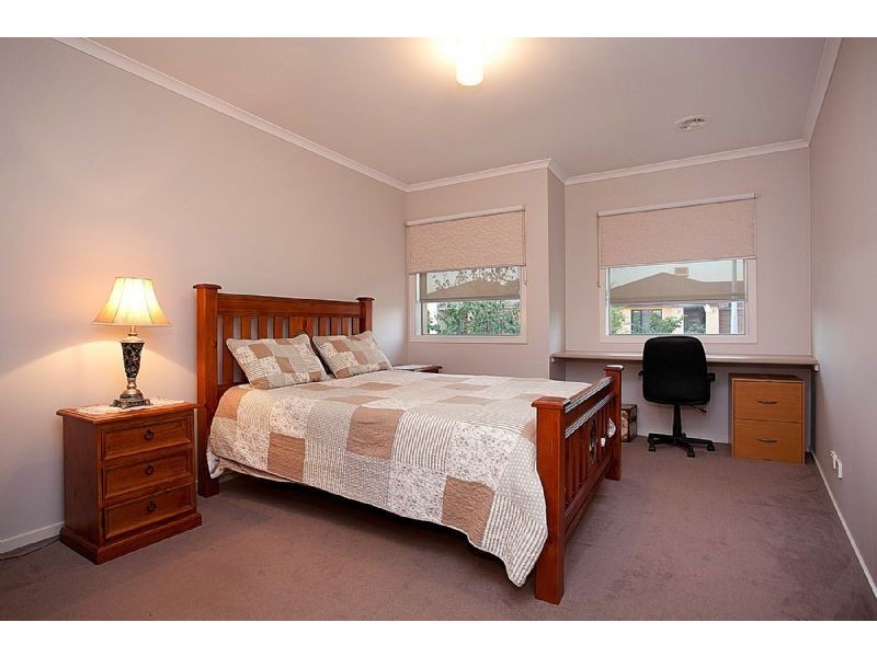 27 Upton Circle, Derrimut VIC 3030