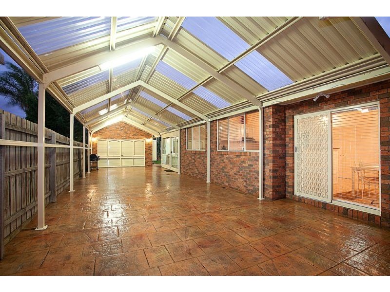 68 Lake Boga Avenue, Deer Park VIC 3023