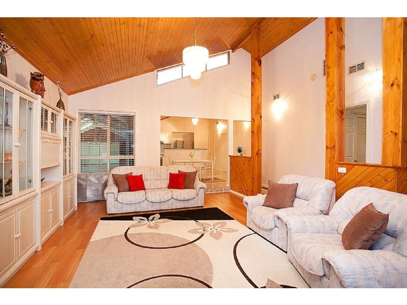 68 Lake Boga Avenue, Deer Park VIC 3023