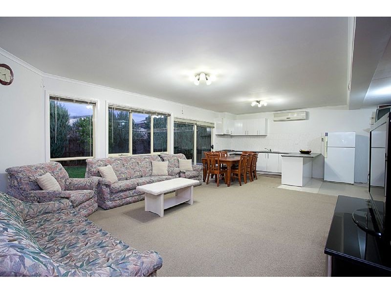68 Lake Boga Avenue, Deer Park VIC 3023
