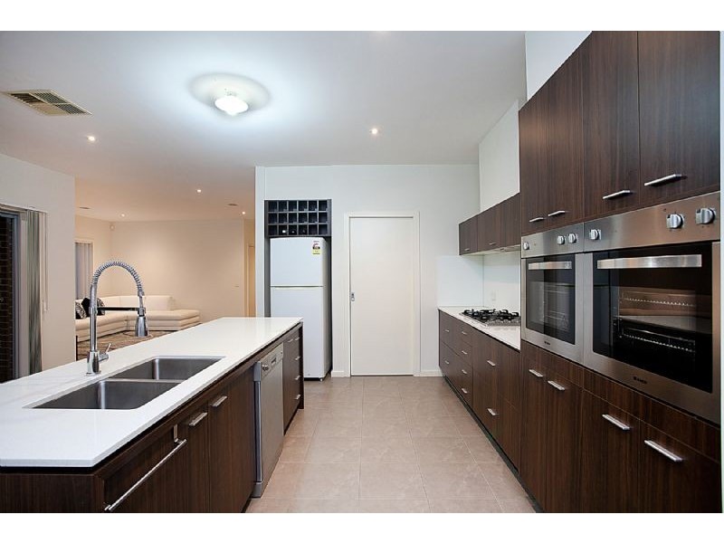 1 Denmans Mews, Deer Park VIC 3023